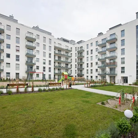 Amber Q4apartments Гданьск